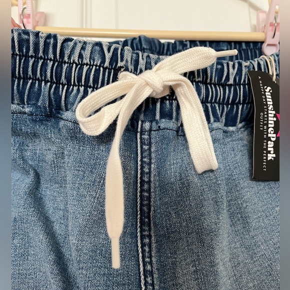 🇨🇦 NWT Sunshine Park jogger jeans size small - Picture 3 of 16